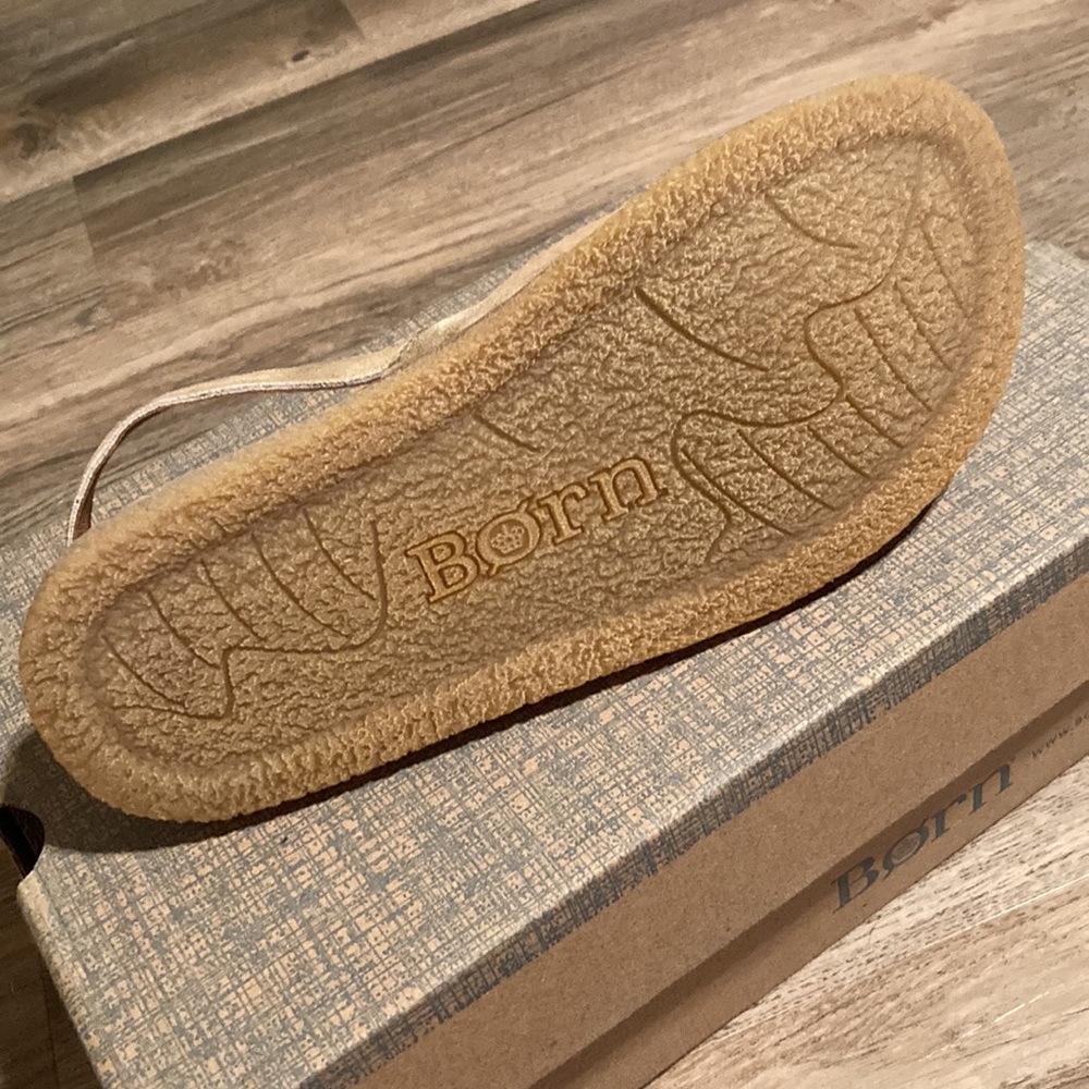 Born Carah Sandal - Picture 2 of 3